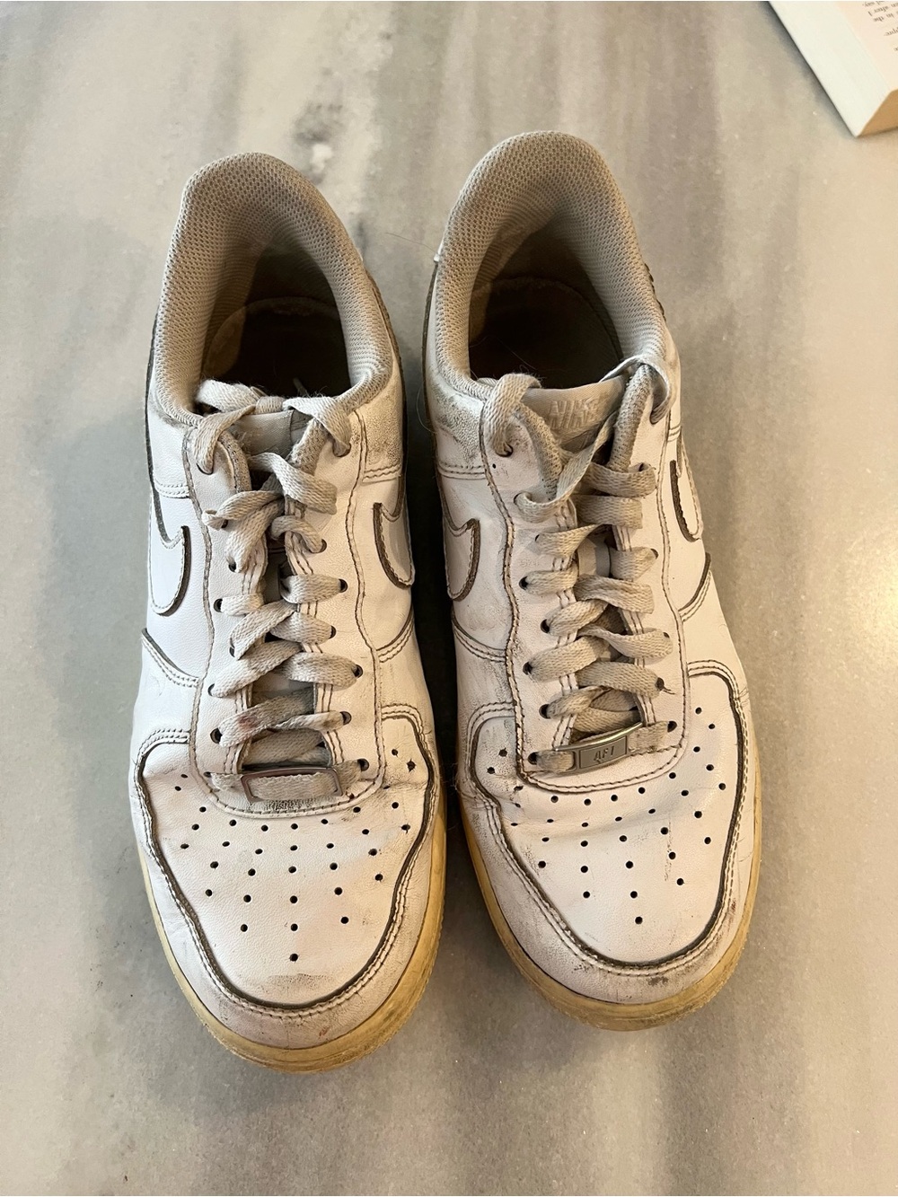 Nike Air Force womens White Sneakers